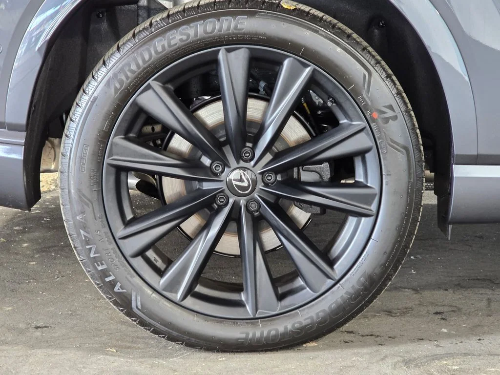 New 2026  Lexus 500h F SPORT Performance image 4