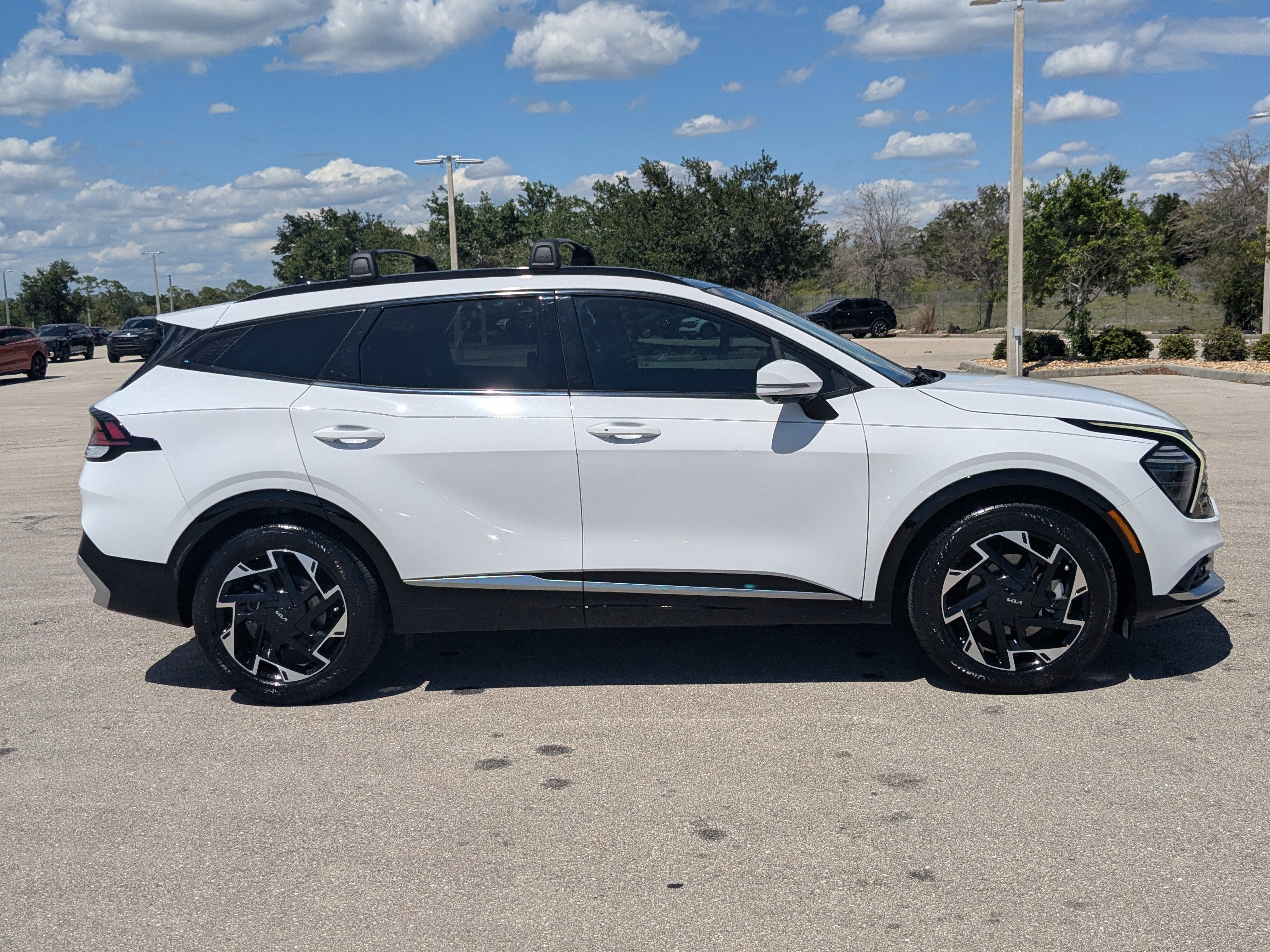 Certified Used 2023 Glacial White Pearl Kia SX-Prestige image 4