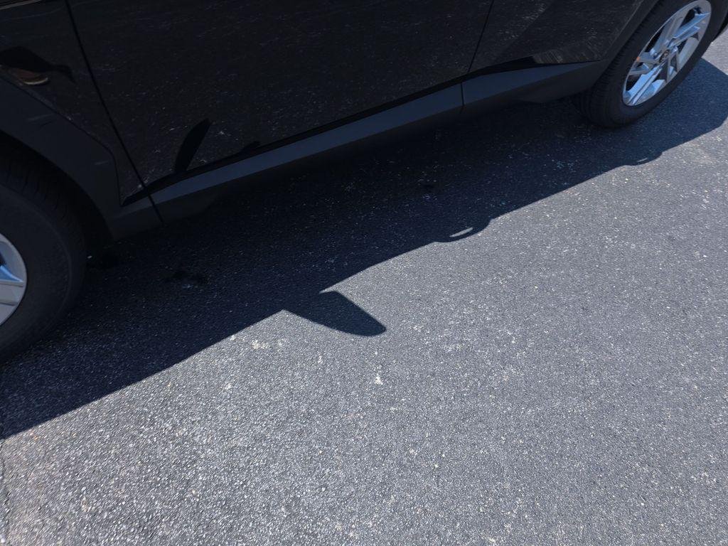 New 2026 Black Hyundai SE FWD image 10