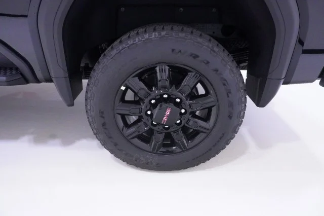 New 2026 Onyx Black GMC AT4 image 13