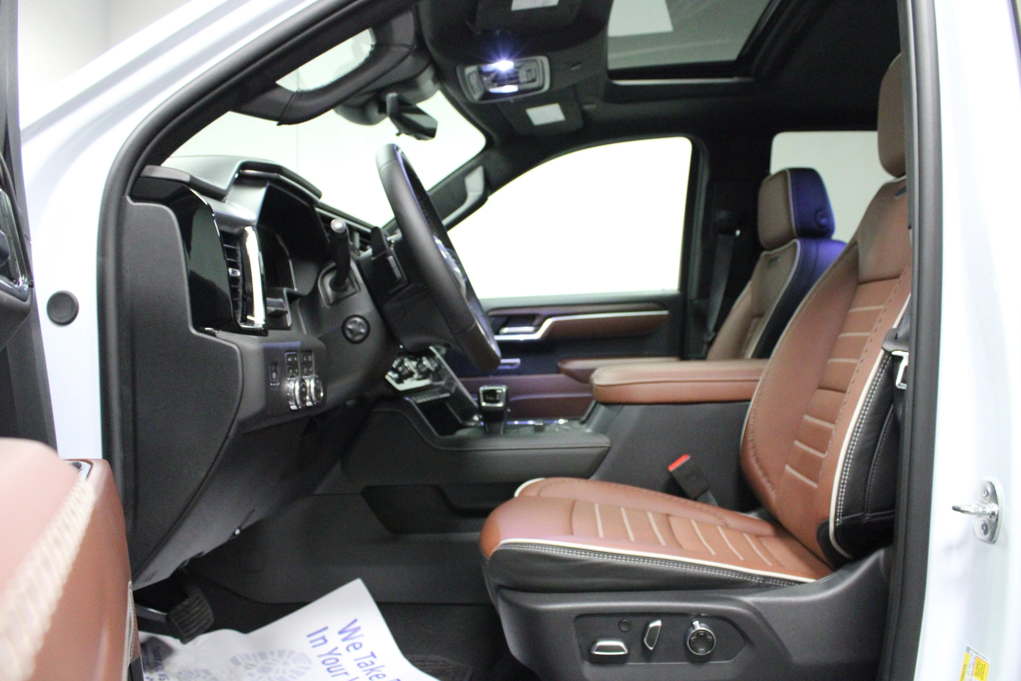 New 2026 Glacier White Tricoat GMC Denali Ultimate image 12
