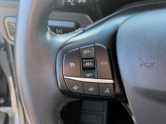 Used 2023 Gray Ford Active image 17