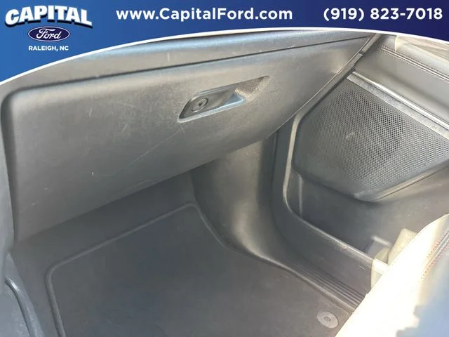 Used 2025 White Ford Active image 28