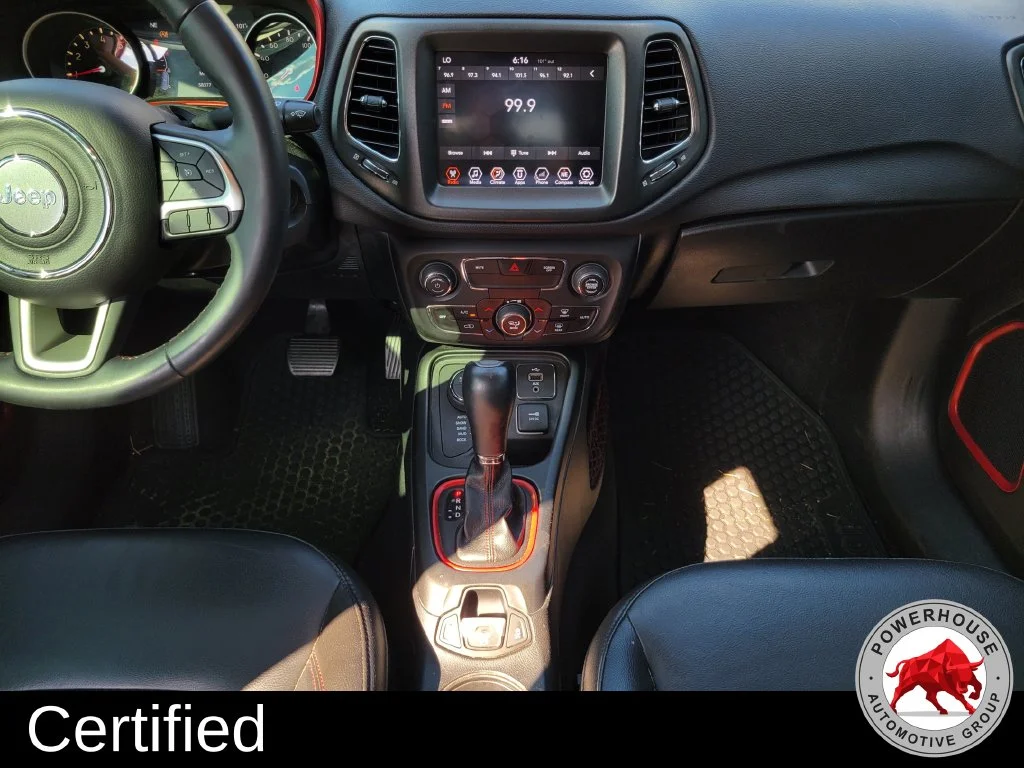 Used 2018 Orange Jeep Trailhawk image 21