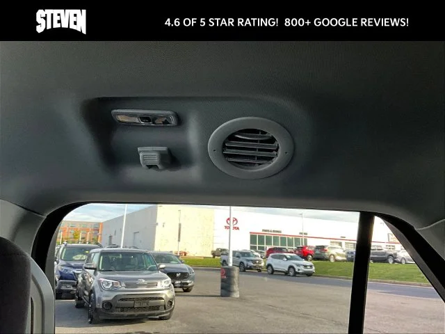 Used 2023 Silver Ford XLT image 12