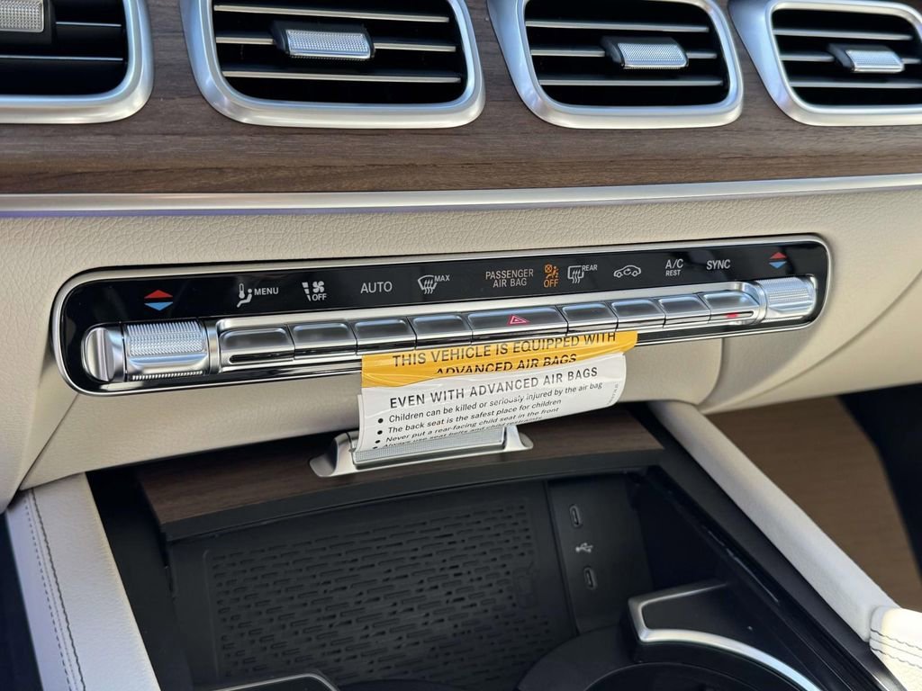 New 2026 Obsidian Black Metallic Mercedes-Benz GLE 450 image 28