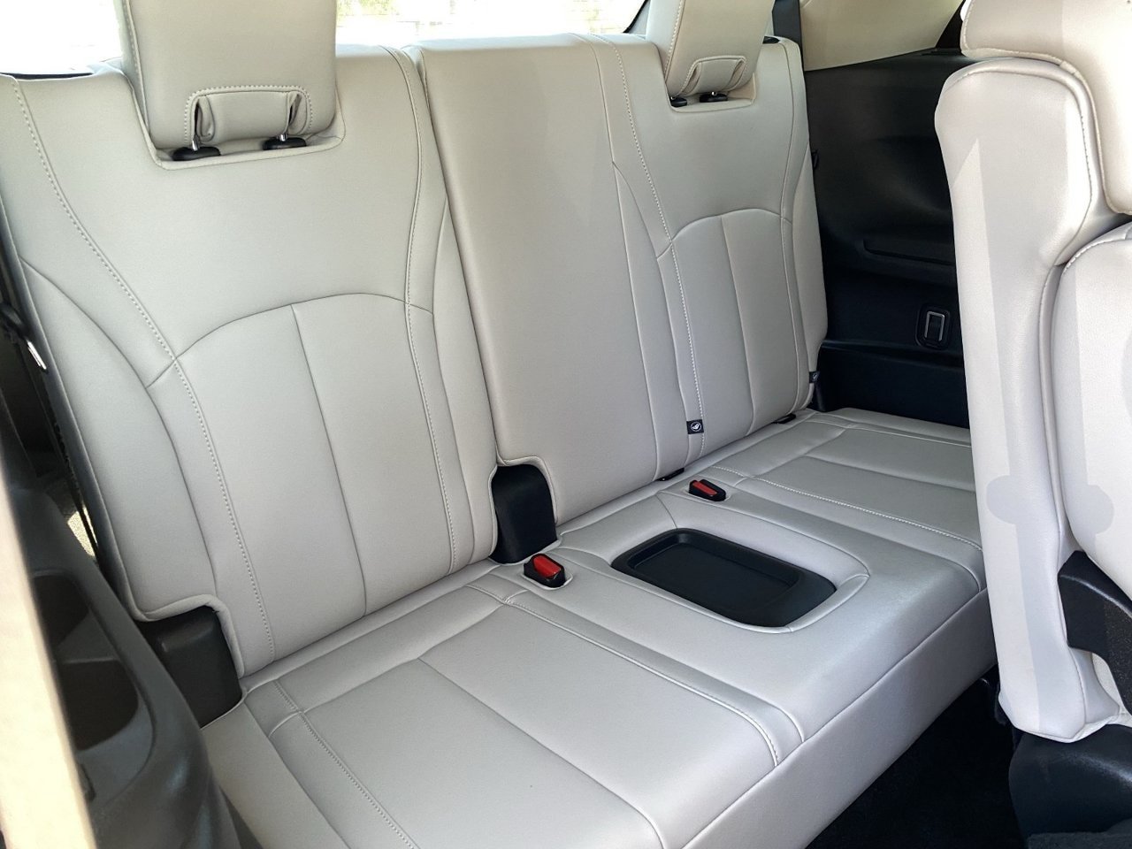 Certified Used 2026 Radiant White INFINITI PURE image 10
