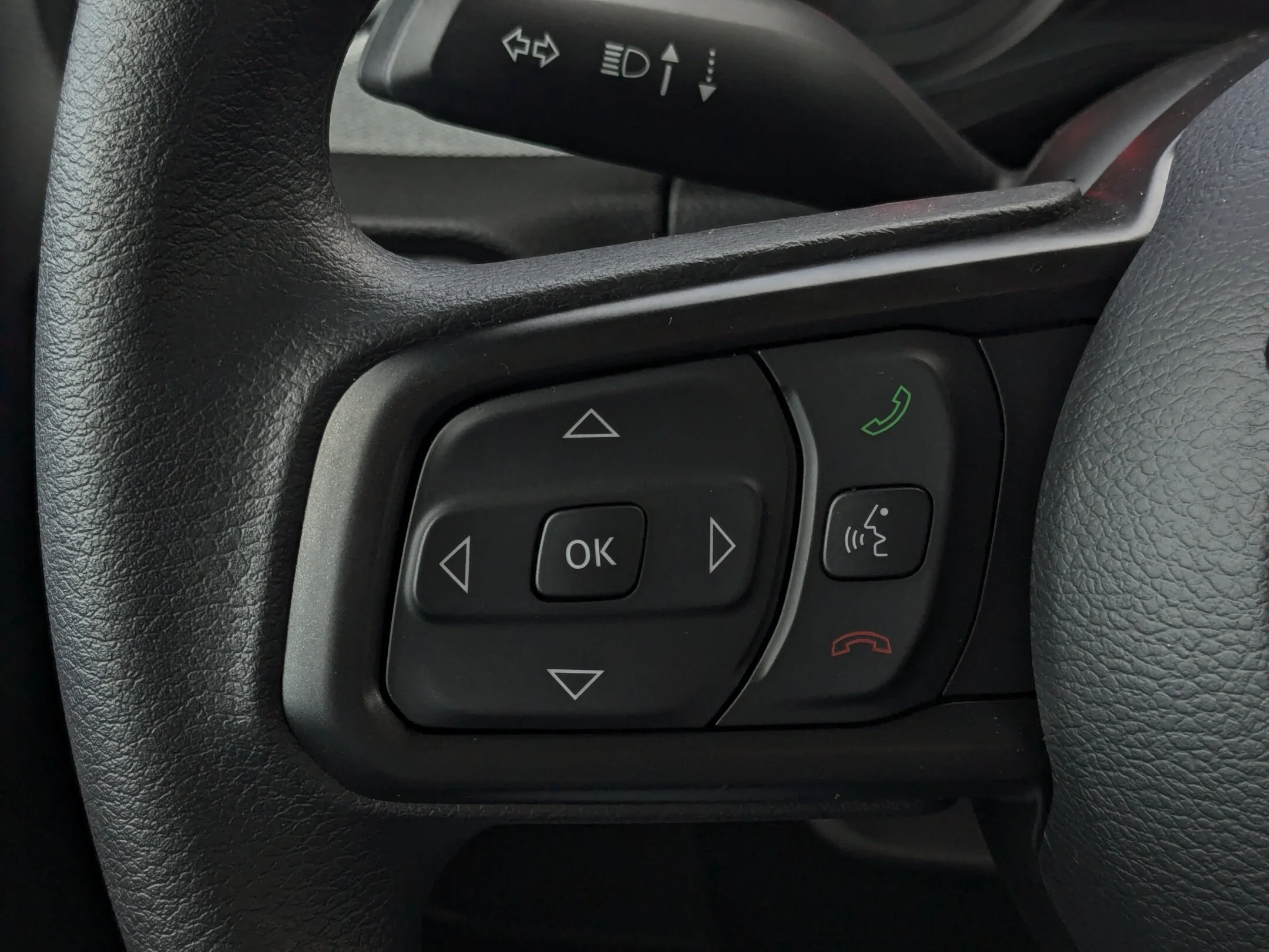 New 2026 Black Jeep Sport - - Black Freedom Hardtop - 8-Spd Auto - 12.3 Uconnect 5 - Selec-Speed Control & More! image 15