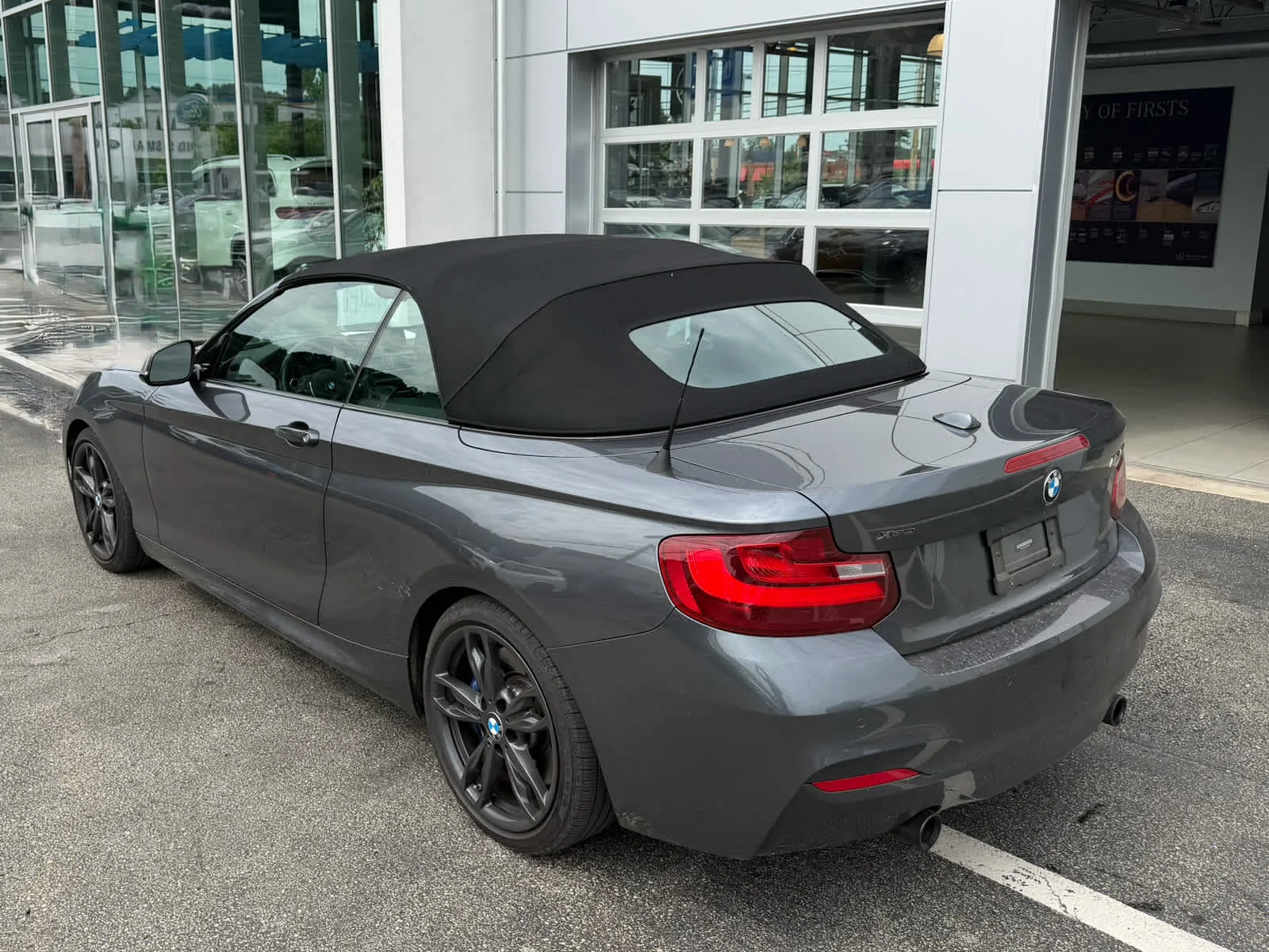 Used 2017 Mineral Gray Metallic BMW M240i xDrive image 9