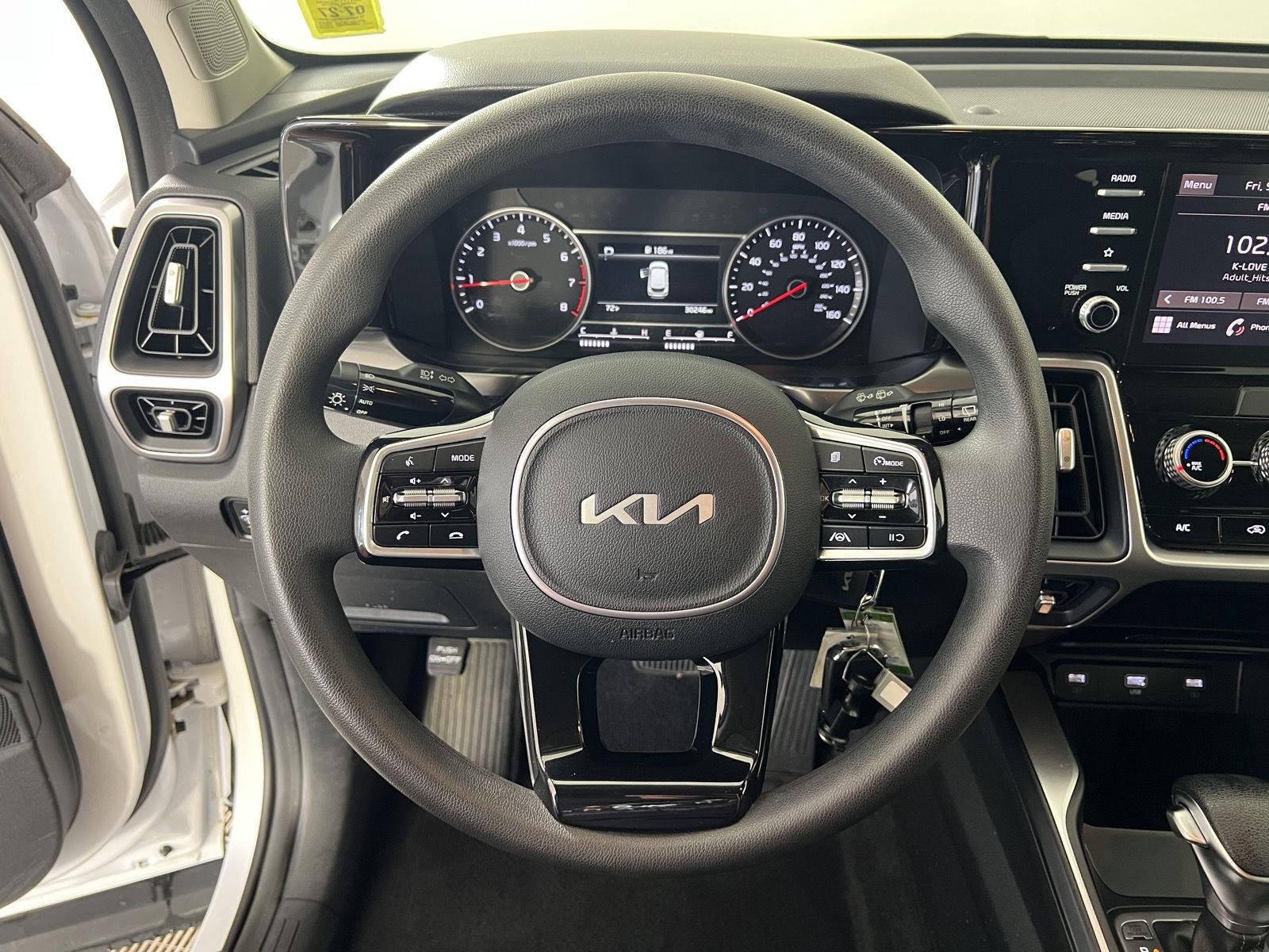 Used 2023 Glacial White Pearl Kia LX image 10