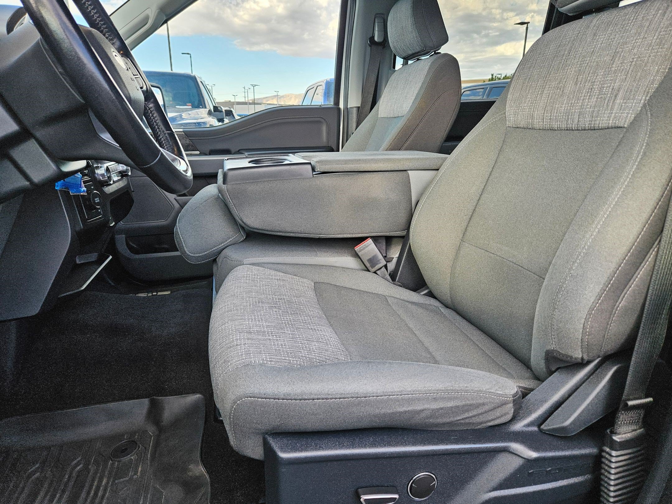 Certified Used 2021 Blue Ford XLT image 15