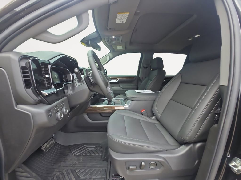 2026 Chevrolet Silverado 1500 LT Trail Boss - Photo 12