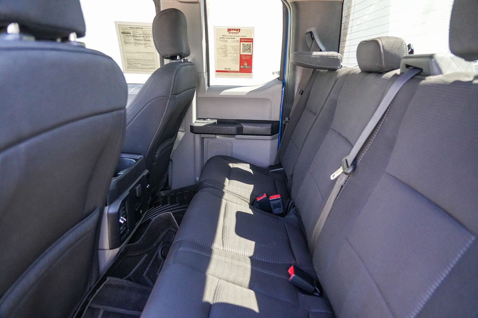 Used 2018 Blue Ford XL image 18