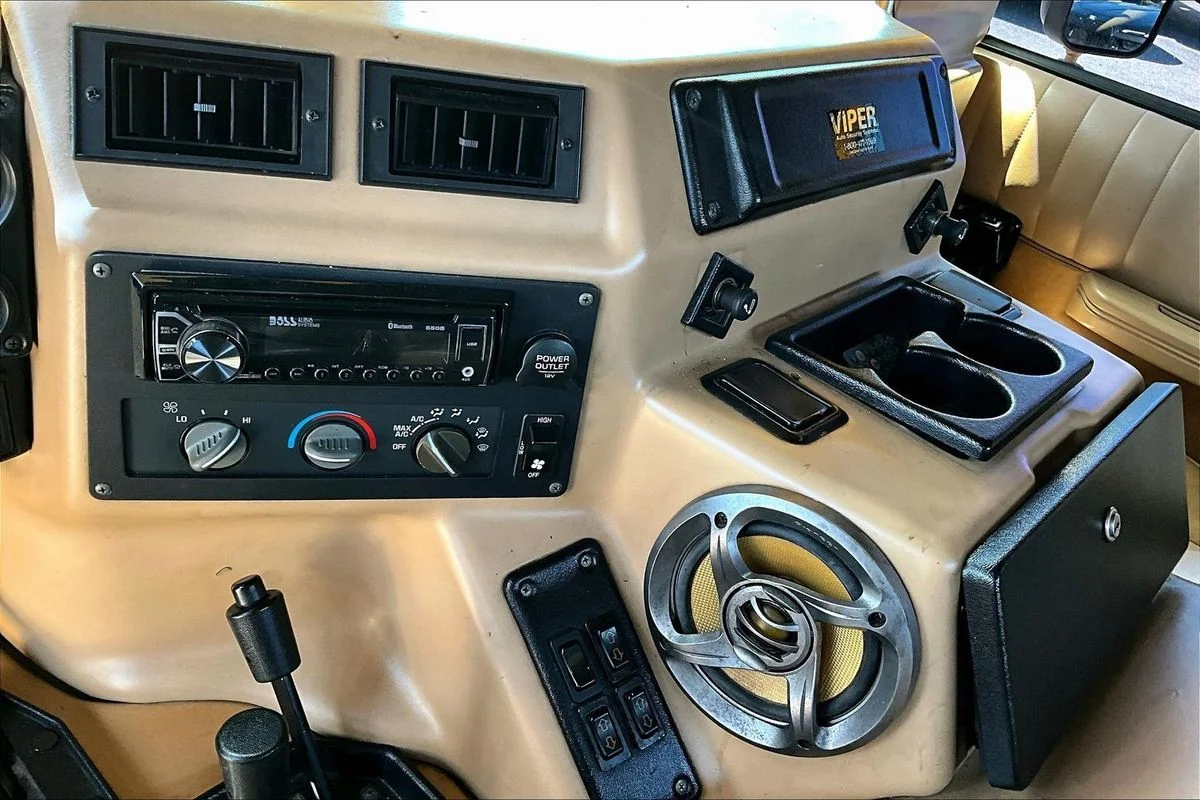 Used 1998  AM General Open Top image 16
