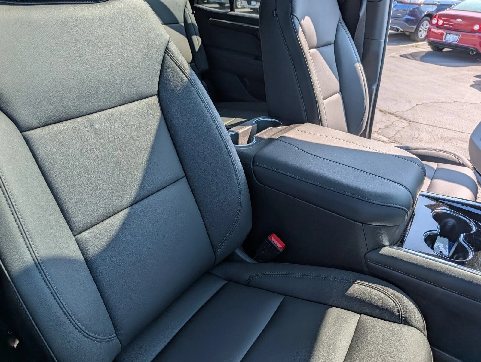 New 2026 Black Chevrolet Z71 image 32