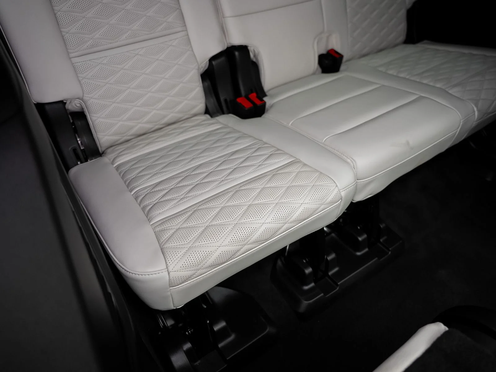 Used 2025 Red Cadillac V-Series image 42