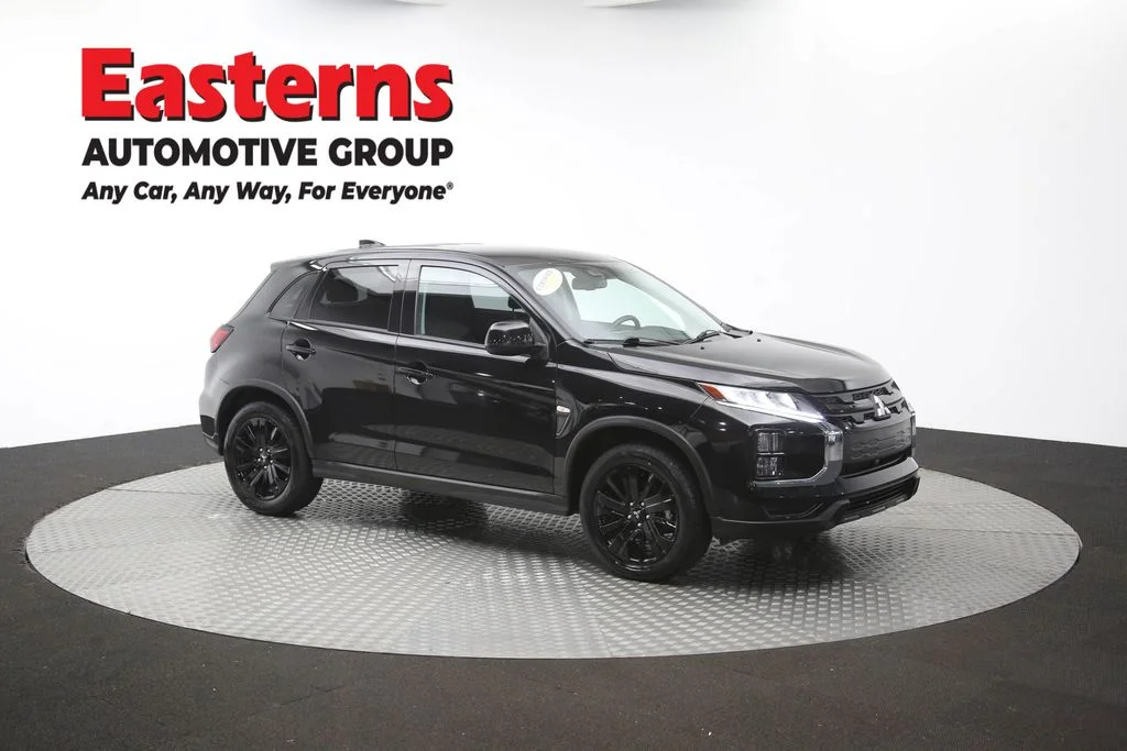 Used 2025 Black Mitsubishi 2.0 LE image 47