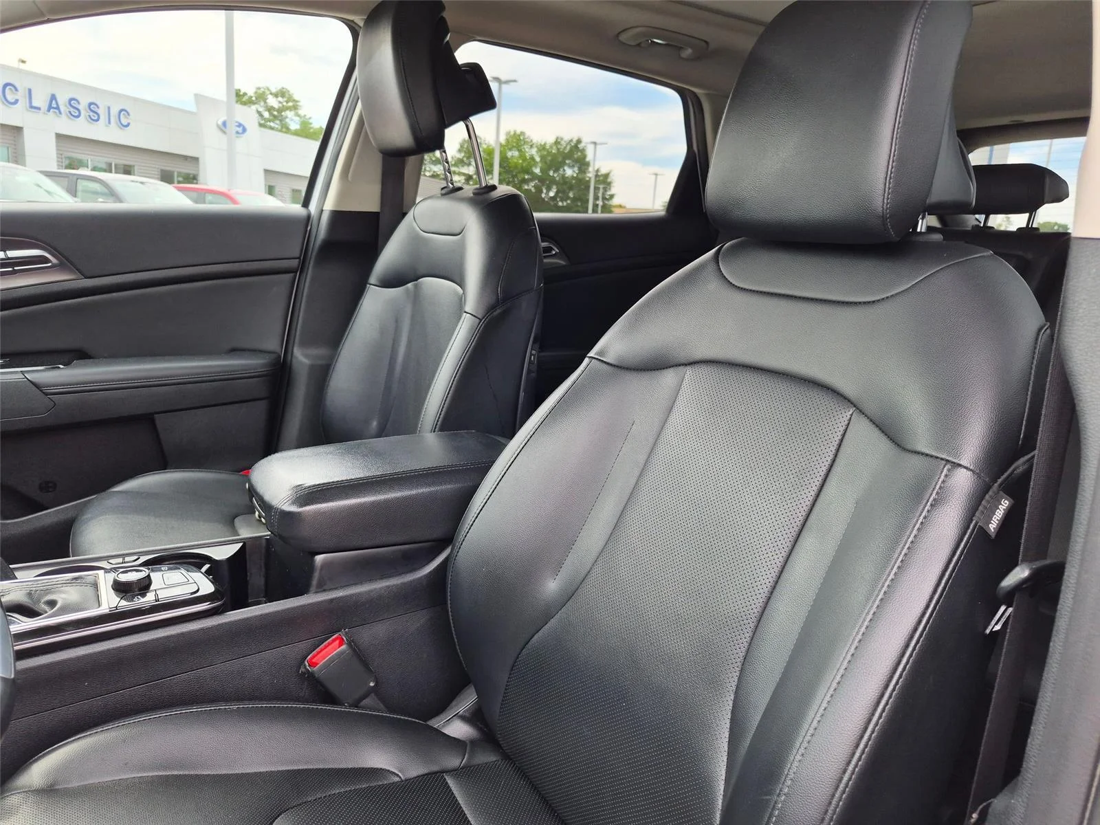 Used 2023 Glacial White Pearl Kia SX image 13