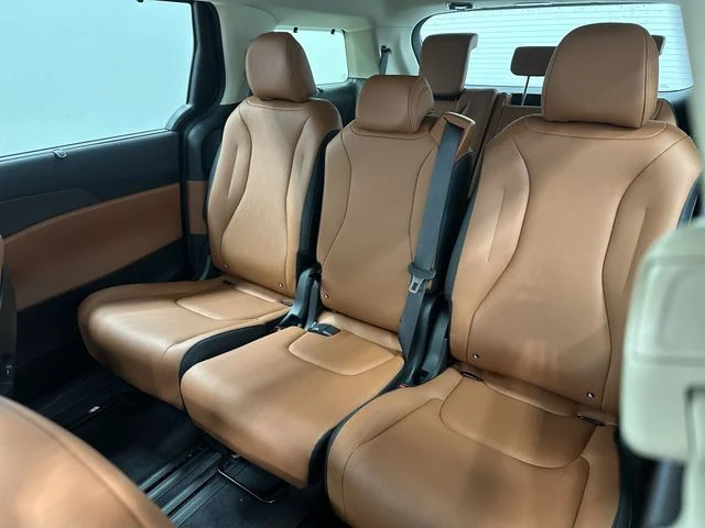 New 2026 Deep Chroma Blue Kia EX image 25