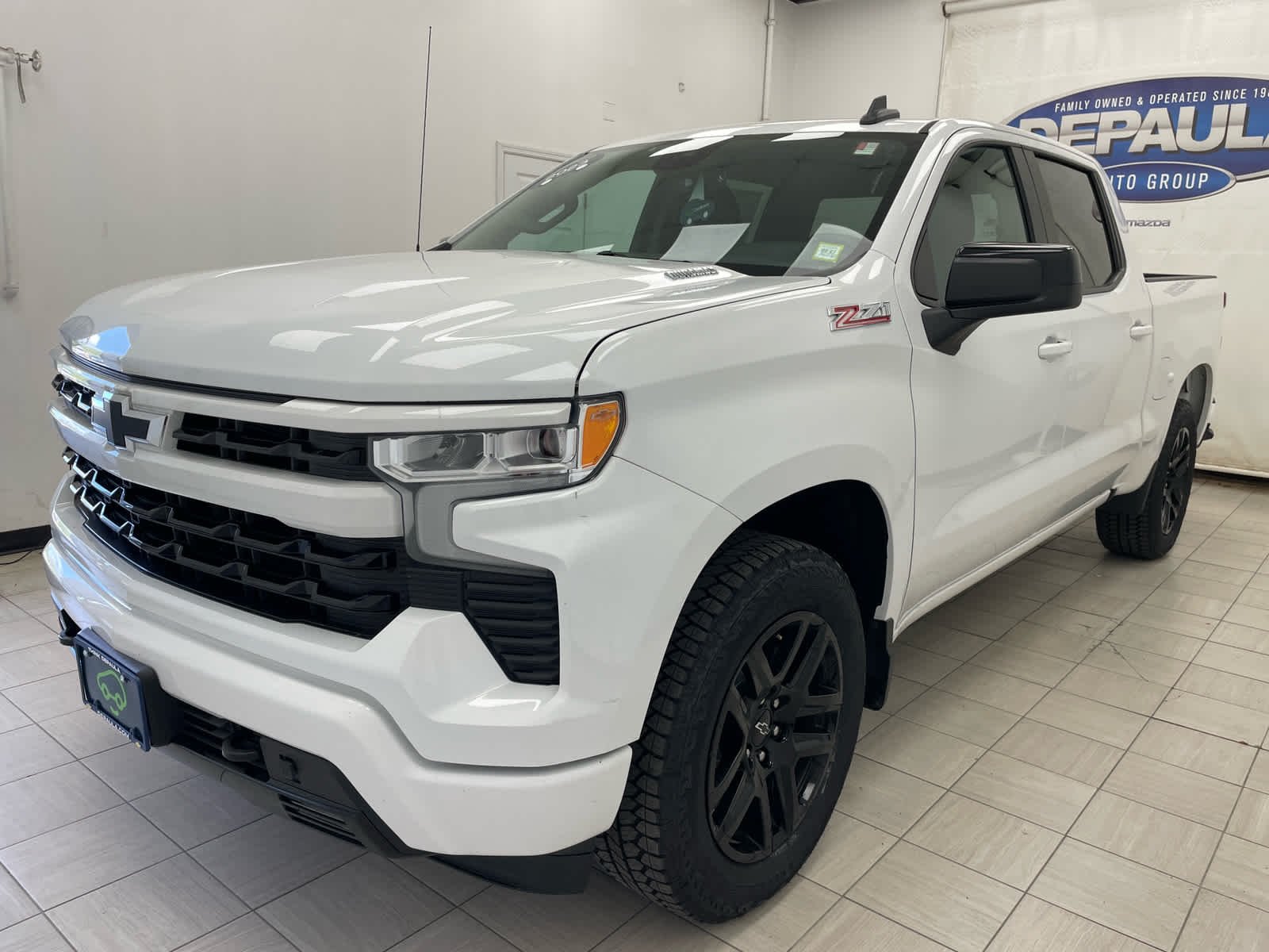 Used 2023 SUMMIT WHITE Chevrolet RST image 19