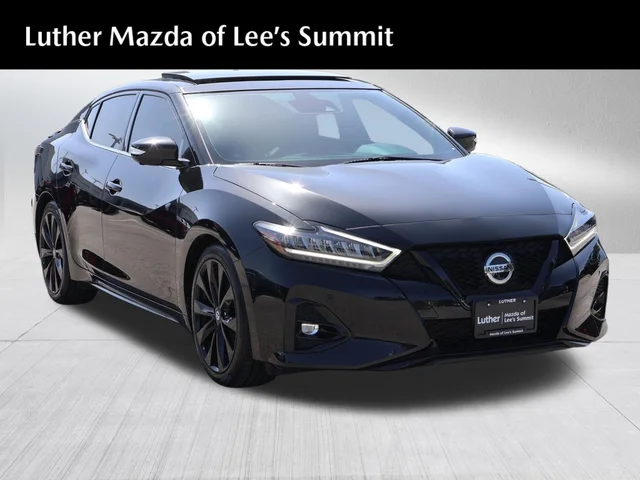 2022 Nissan Maxima SR