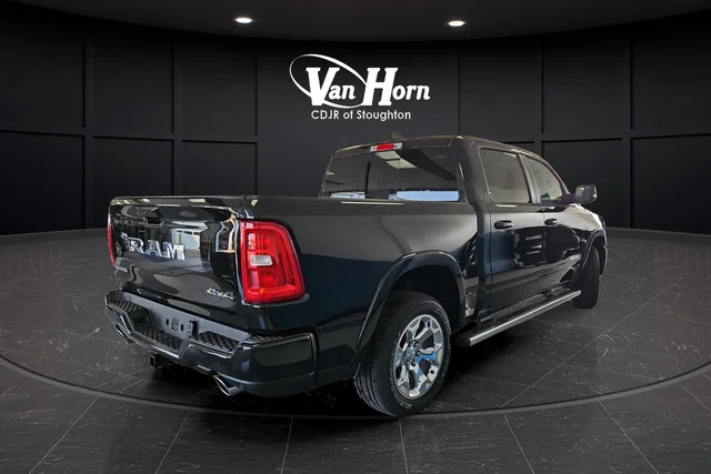 New 2026 Diamond Black Crystal Pearlcoat RAM Big Horn/Lone Star image 7