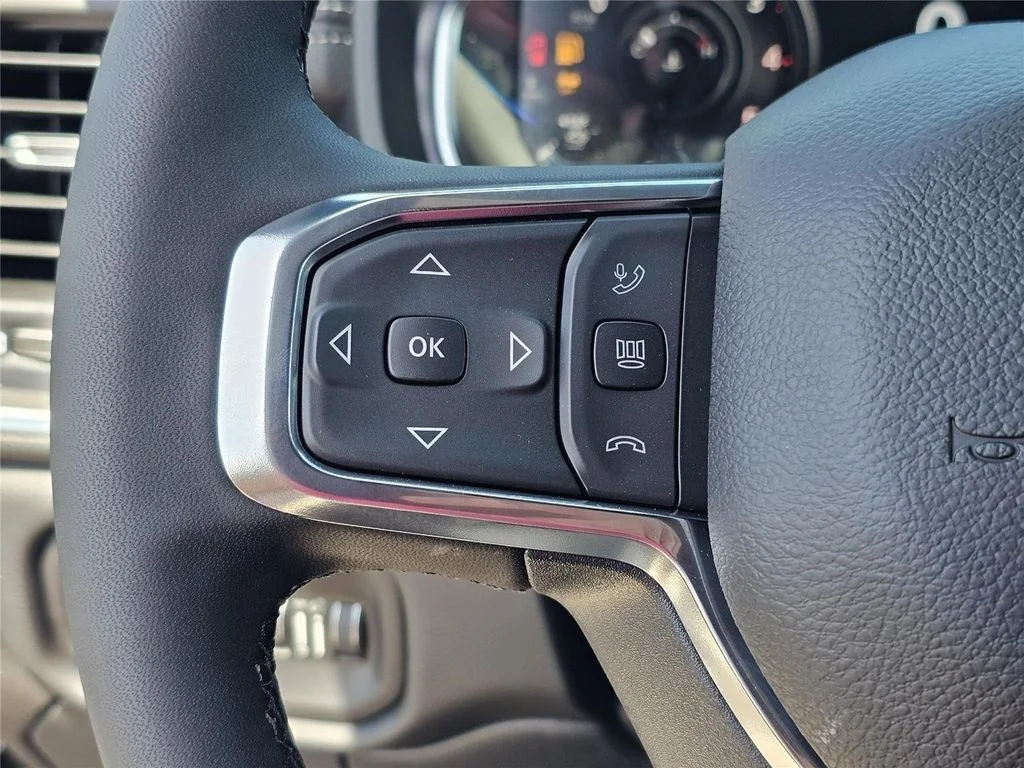 2026 RAM 3500 Laramie - Photo 21
