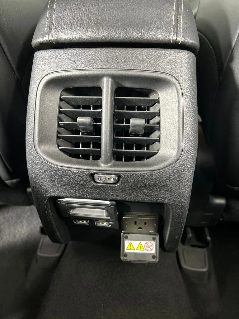 Used 2019 Black Jeep Limited image 19
