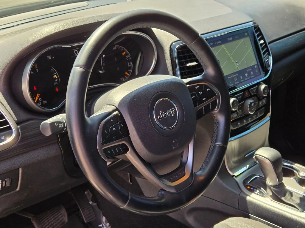 Used 2019 Gray Jeep Laredo E image 23