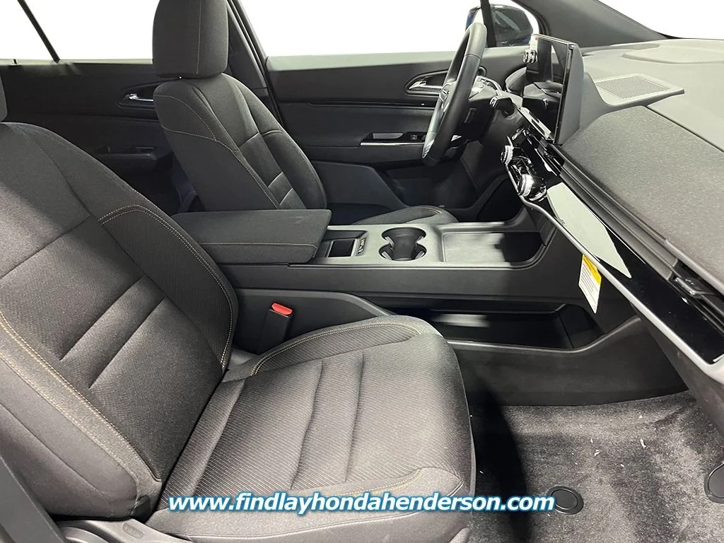 New 2026 Mercury Silver Metallic Honda EX image 27