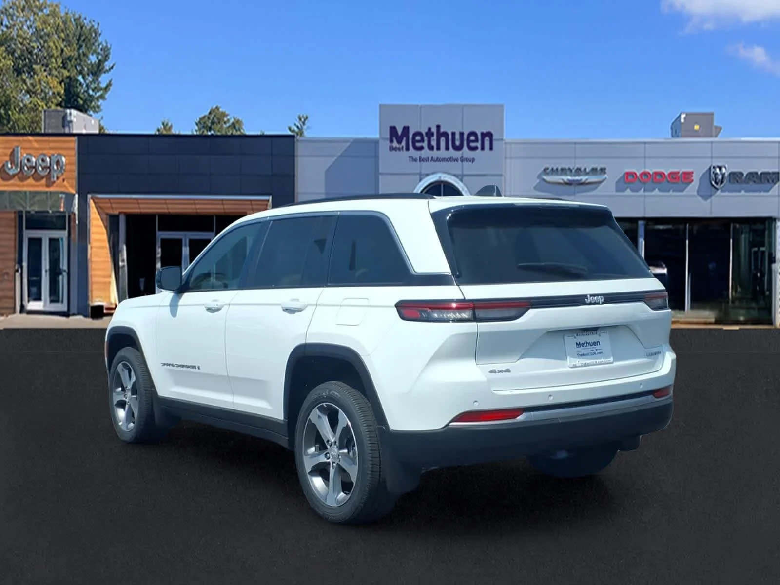New 2026 Bright White Clearcoat Jeep Limited image 4