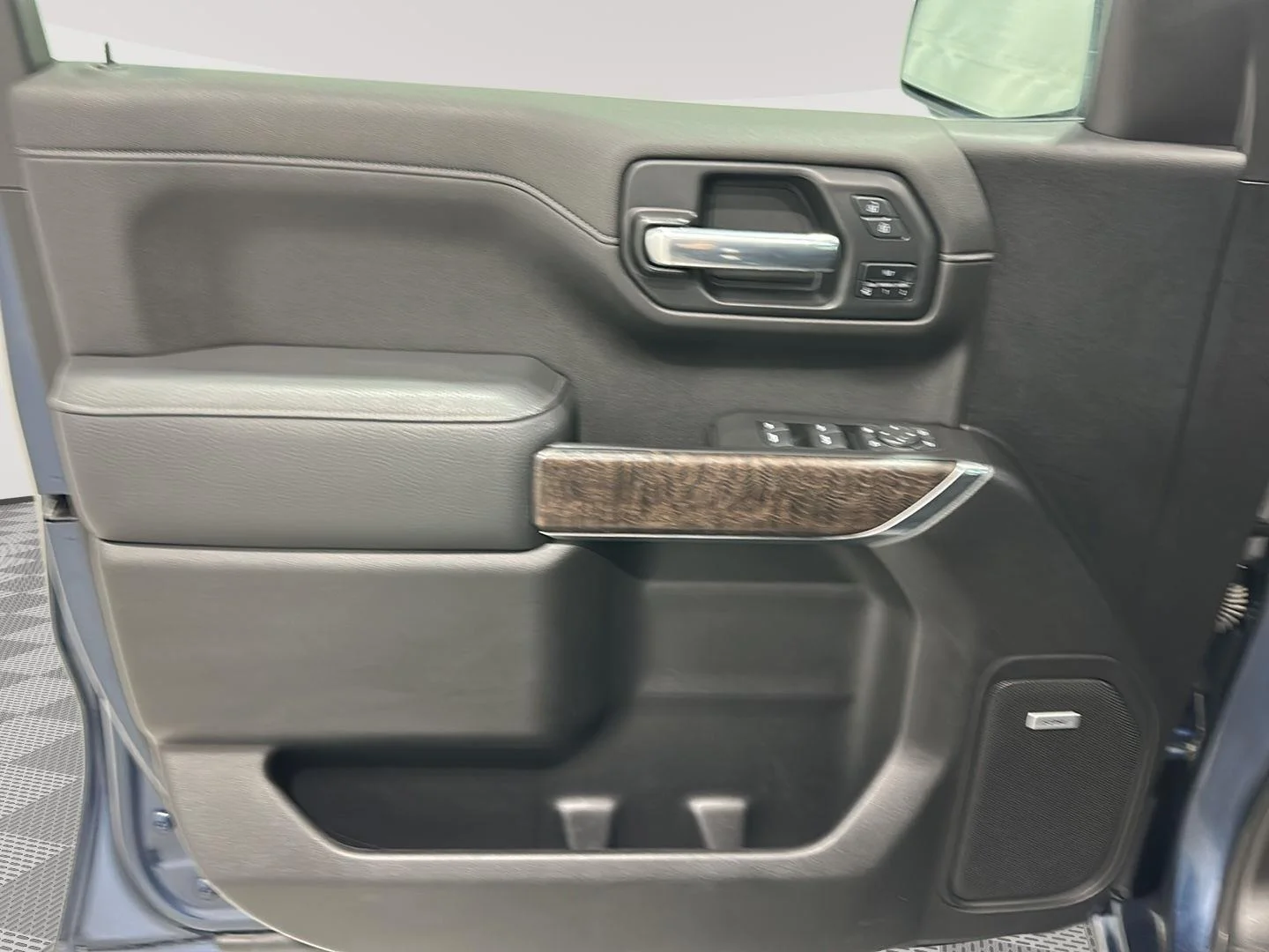 Used 2021 Pacific Blue Metallic GMC Denali image 20