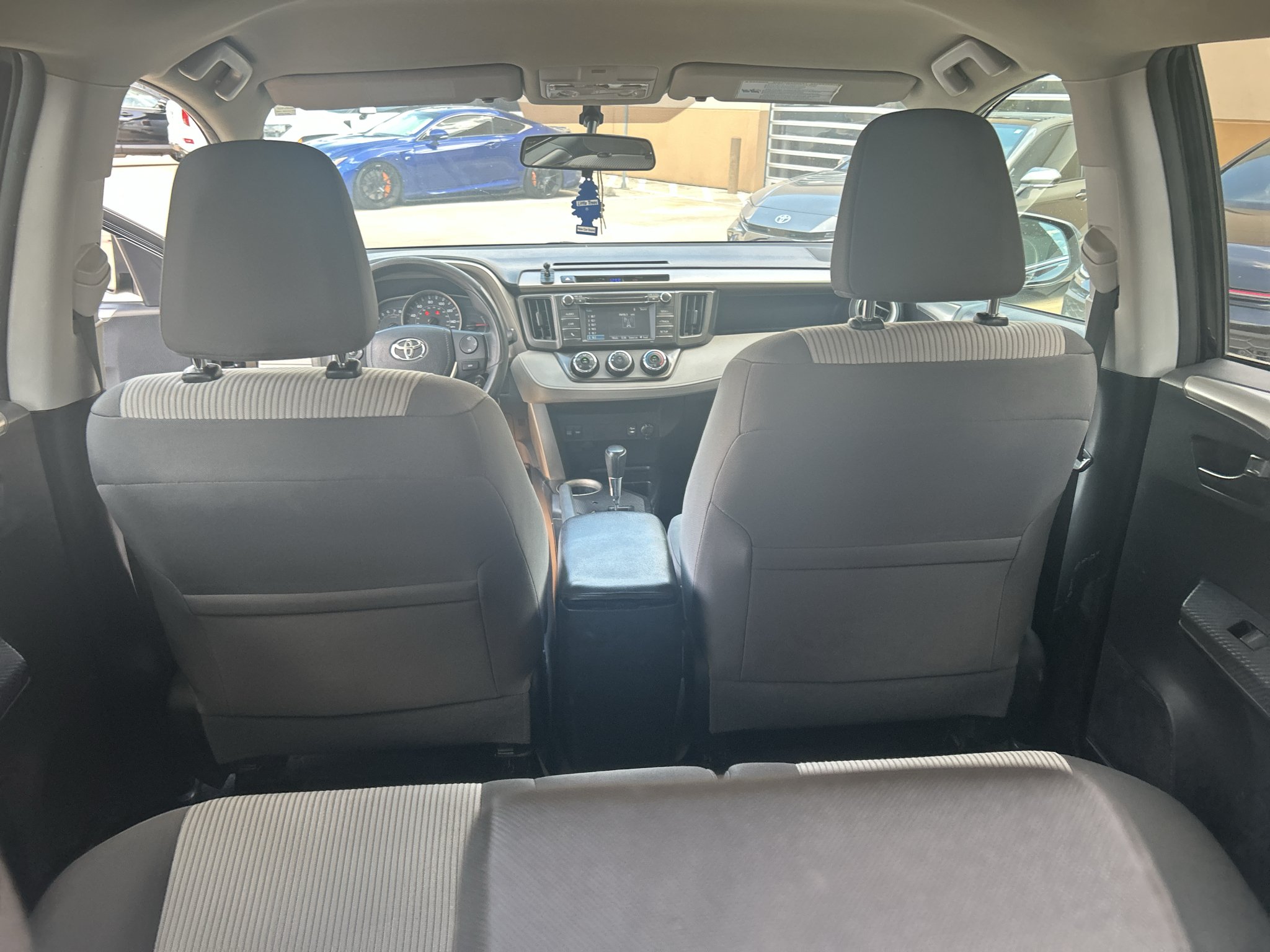 Used 2015 Black Toyota LE image 17