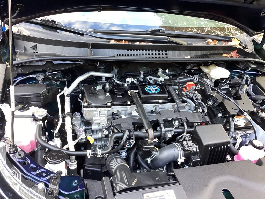 Certified Used 2024 Silver Toyota XLE image 22