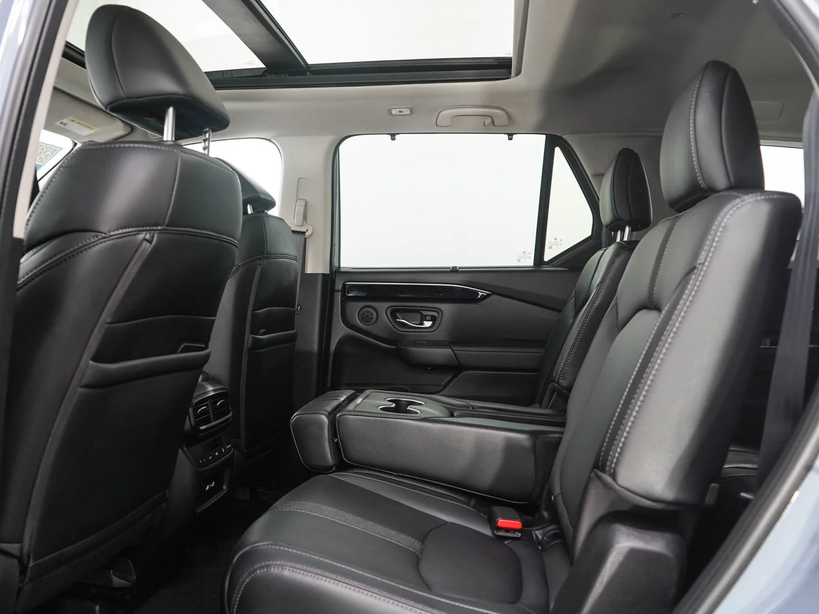 Used 2023 Gray Honda Touring AWD image 16