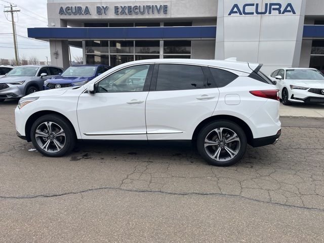 Used 2023 Platinum White Pearl Acura Advance Package image 5
