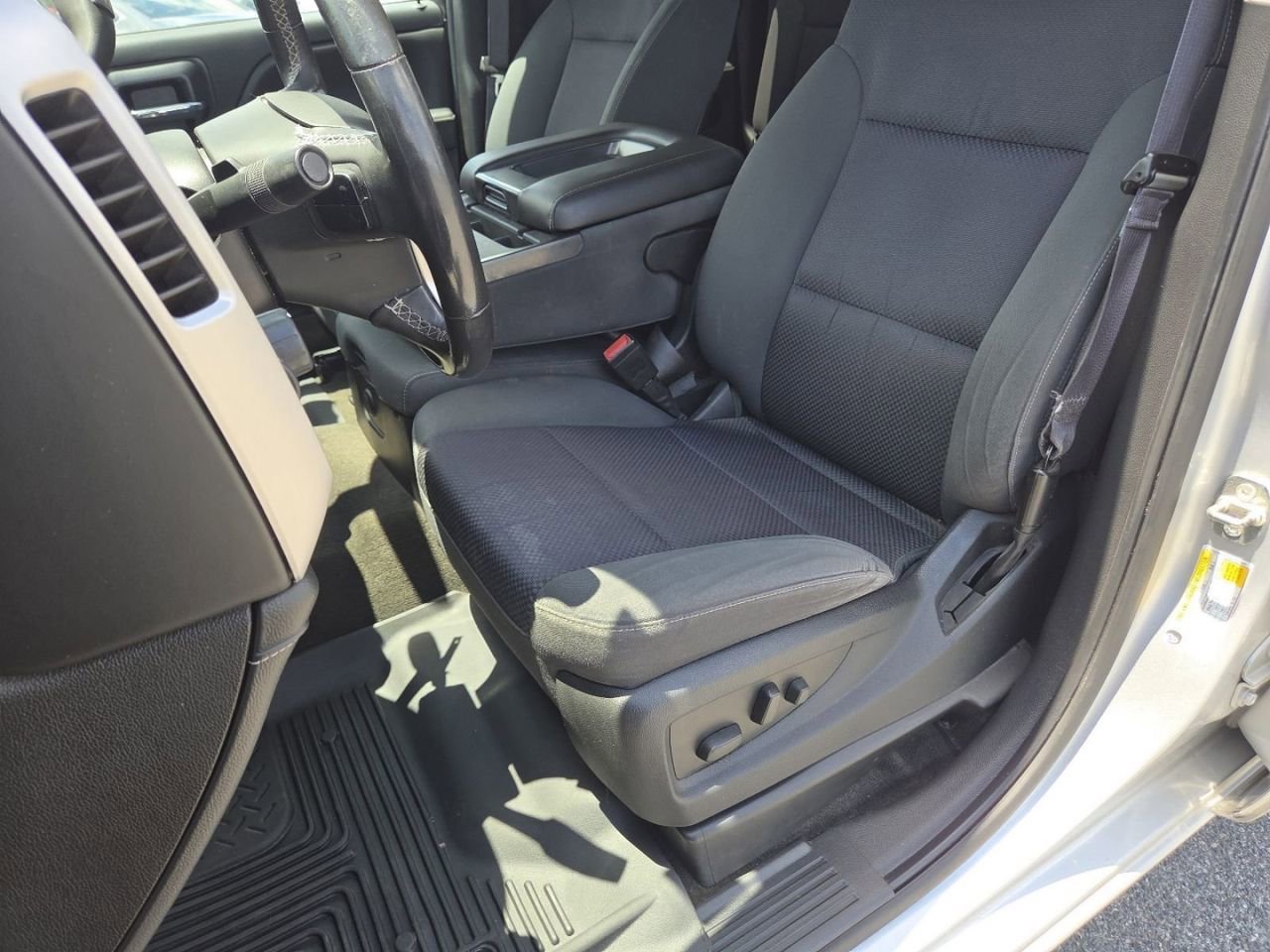 Used 2015 QUICKSILVER METALLIC GMC SLE image 22