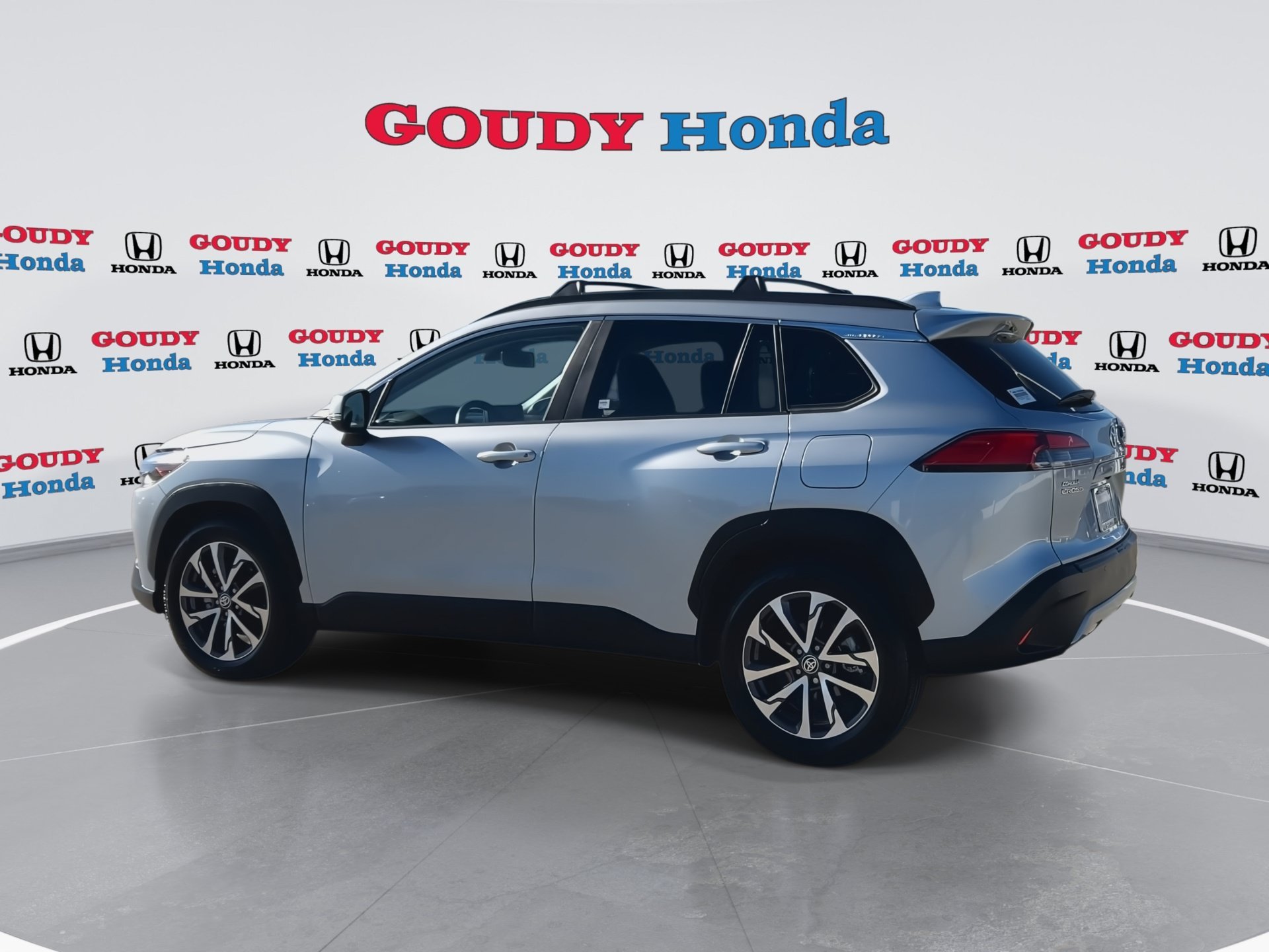 Used 2024 Sonic Silver Toyota XLE image 6