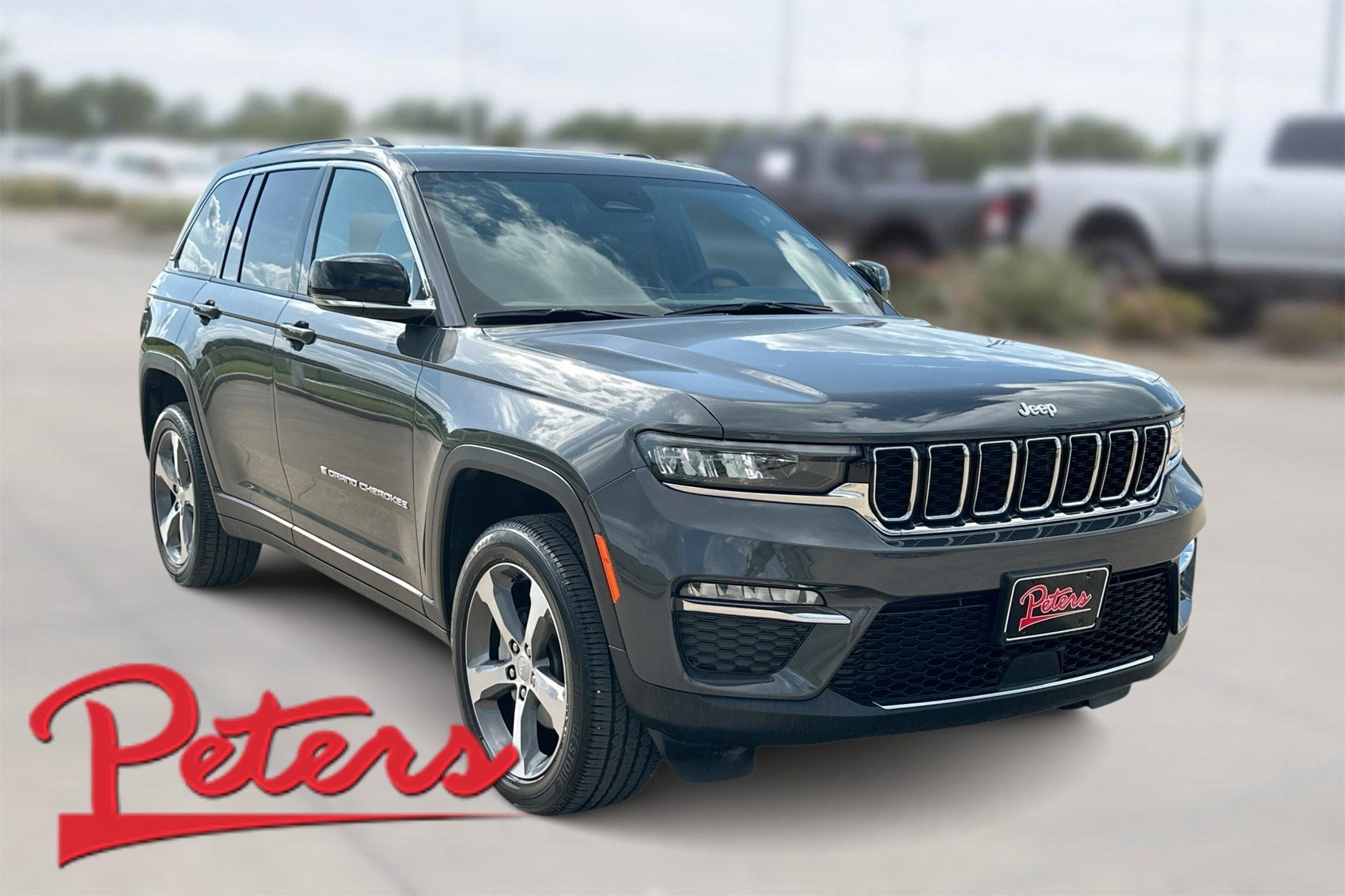 Used 2025 Baltic Gray Metallic Clearcoat Jeep Limited image 1