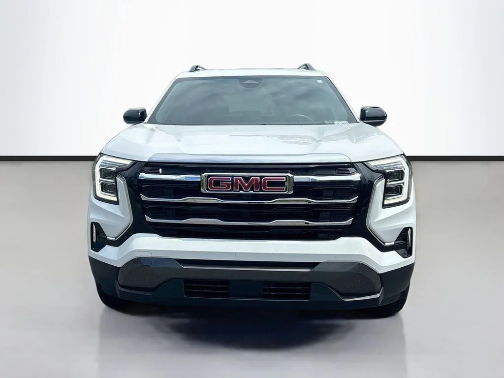 Used 2026 White GMC Elevation image 8