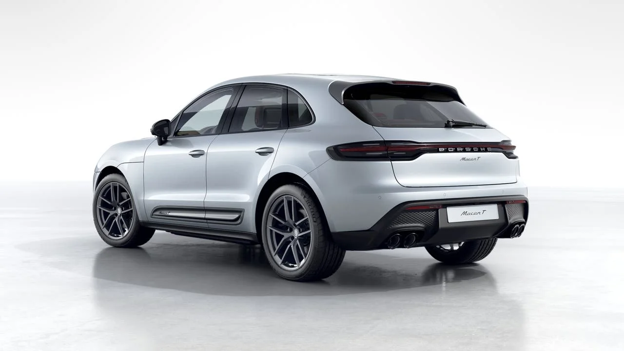 New 2026 Dolomite Silver Metallic Porsche T image 3