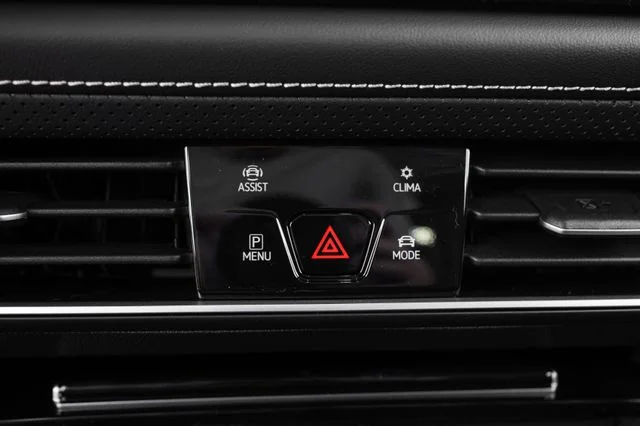 2026 Volkswagen Atlas SE w/Tech - Photo 21