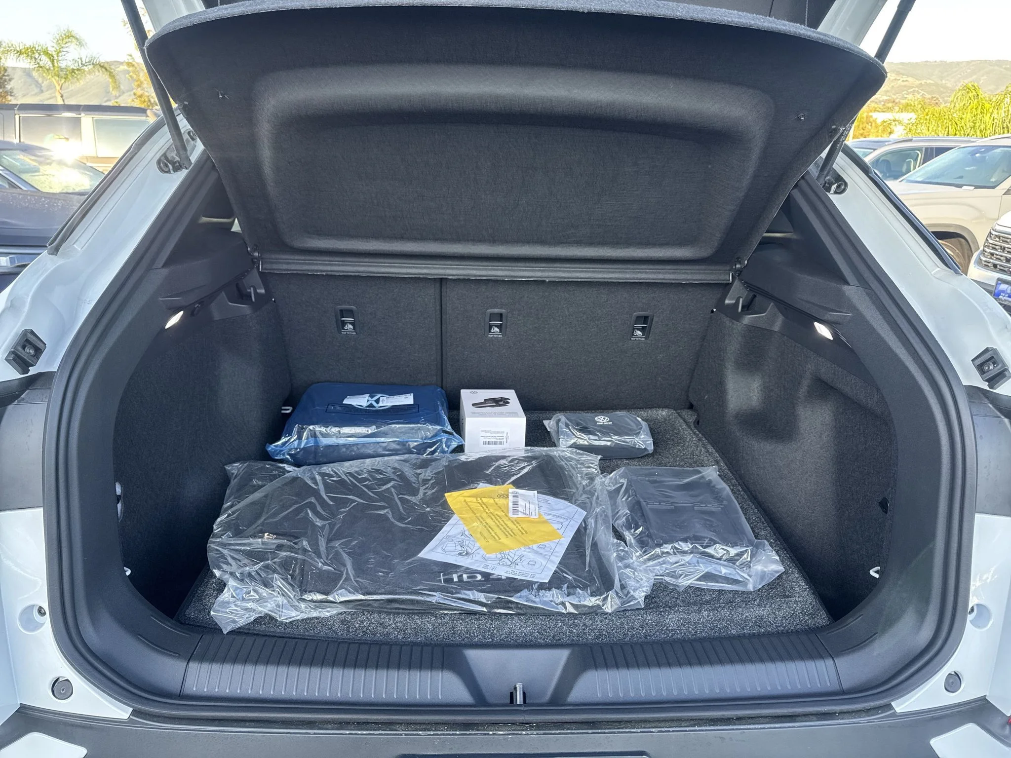 New 2026 Opal White Pearl Volkswagen Pro image 33