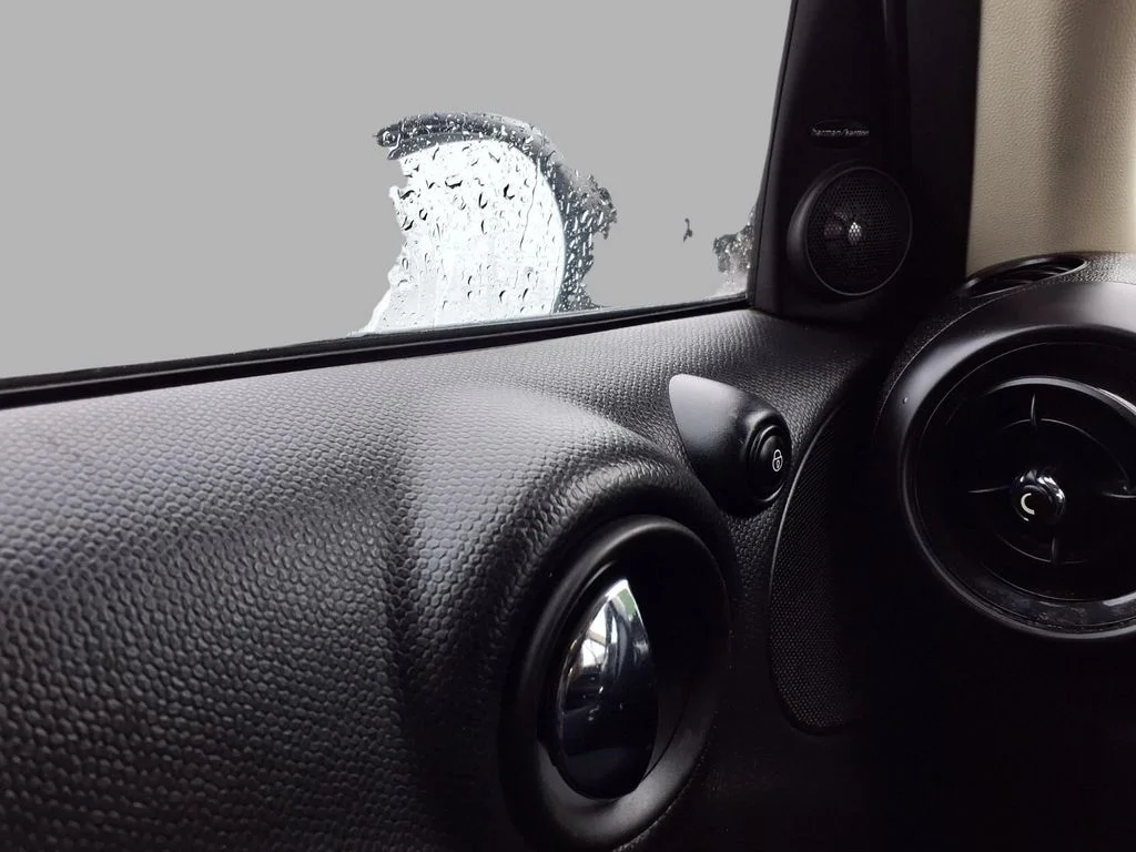 Used 2016 White MINI Base image 19