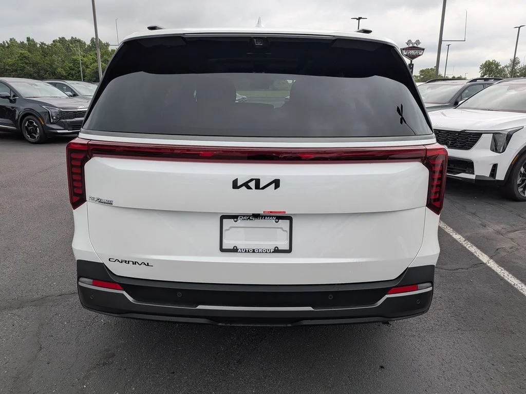 New 2026 Snow White Pearl Kia SX Prestige image 33
