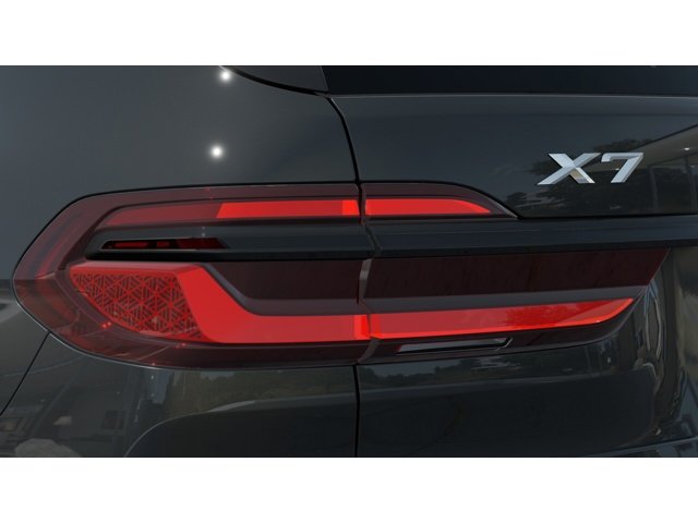 New 2027 Dravit Grey Metallic BMW X7 40i image 8
