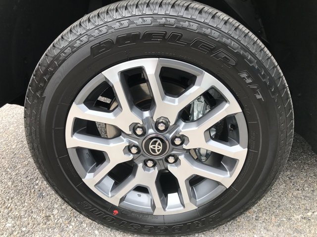2026 Toyota Tundra 1794 Edition - Photo 13