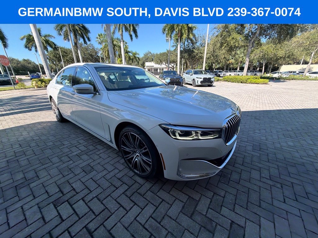Used 2022 Mineral White Metallic BMW 750i xDrive image 17