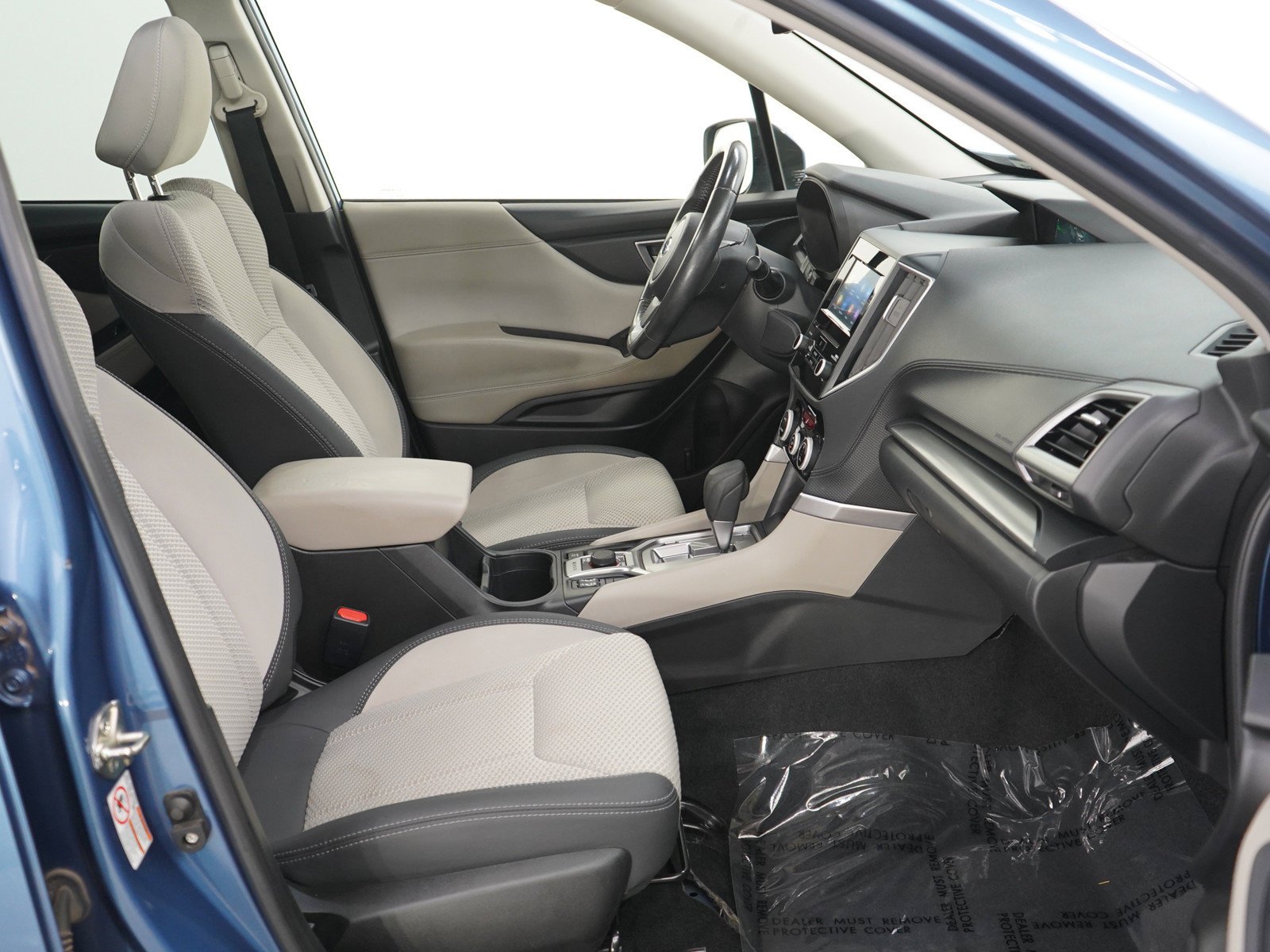 Used 2020 Horizon Blue Pearl Subaru Premium image 11