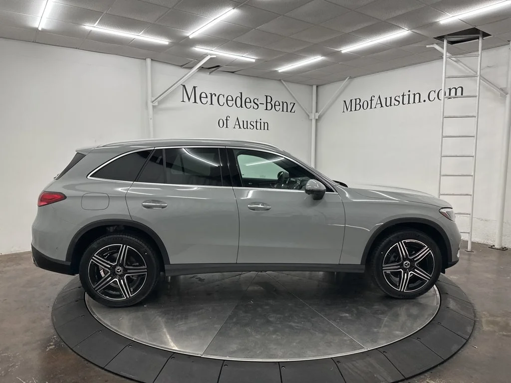Used 2026 White Mercedes-Benz GLC 300 image 8